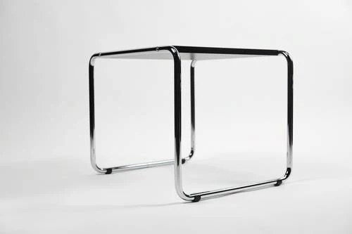 Marcel Breuer Small Laccio Table - Image 3