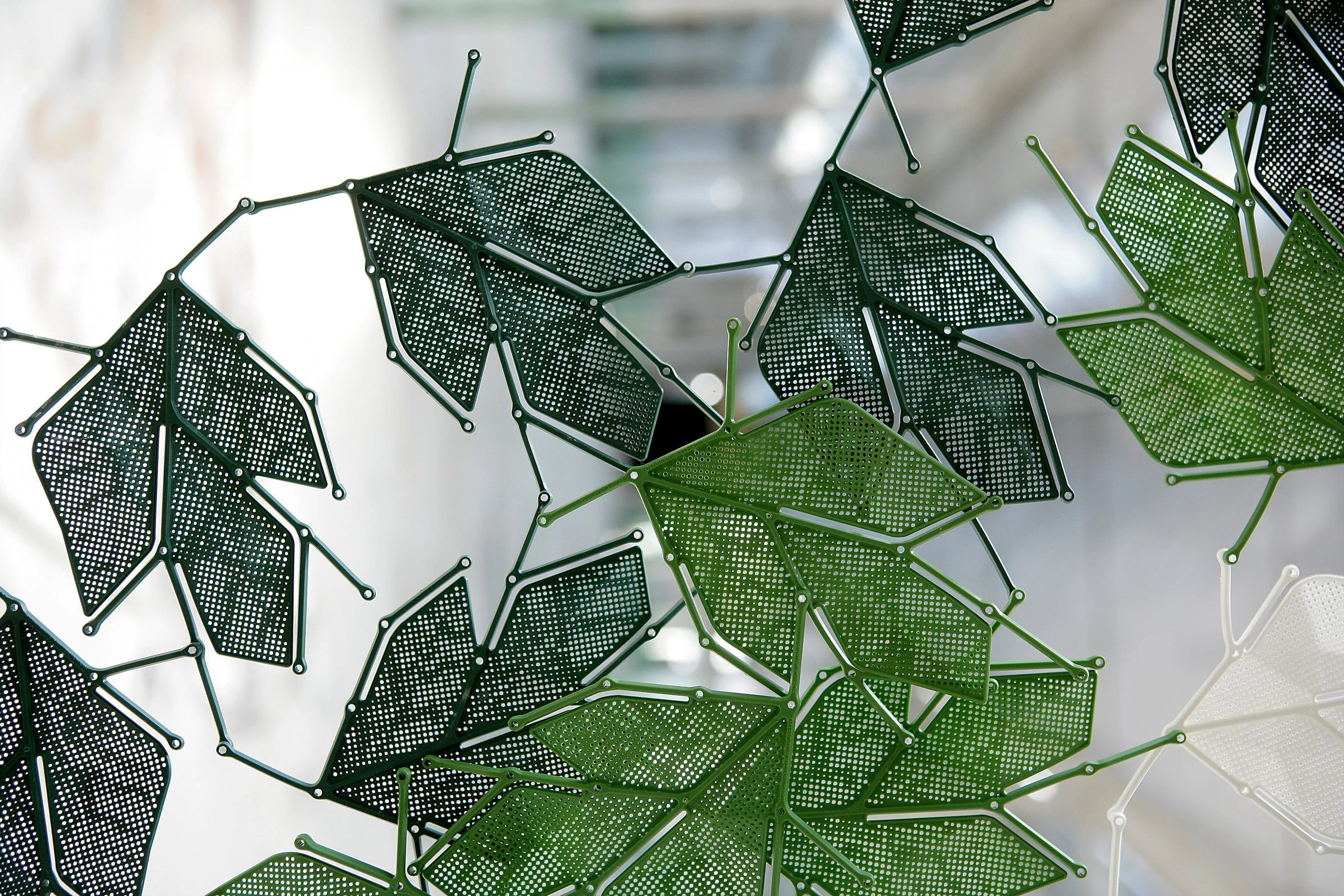 Maria Screen by Casamania - Image 11