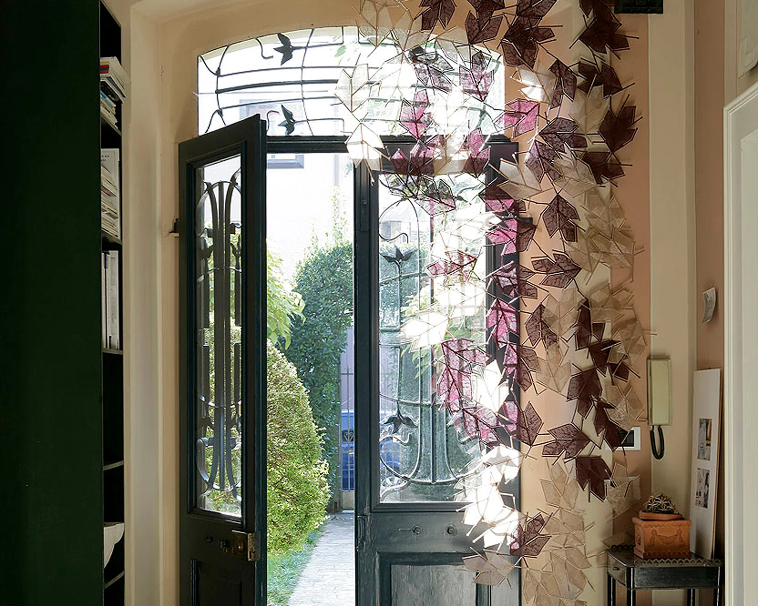 Maria Screen by Casamania - Image 9