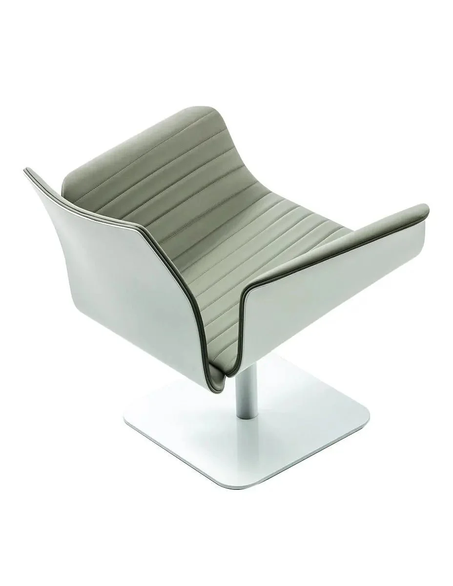 Meeting Lounge Chair by Bross - Image 3