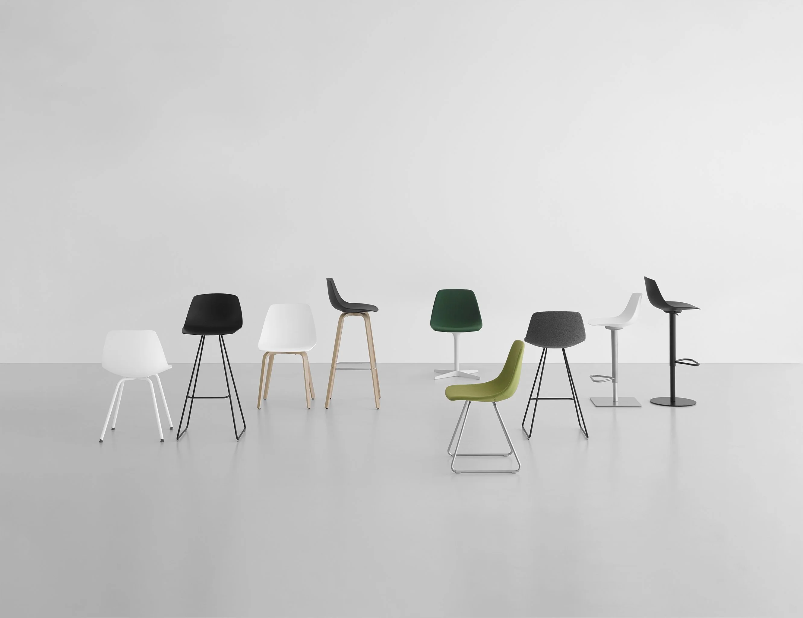 Miunn S104 Square Base Stool by Lapalma - Image 6