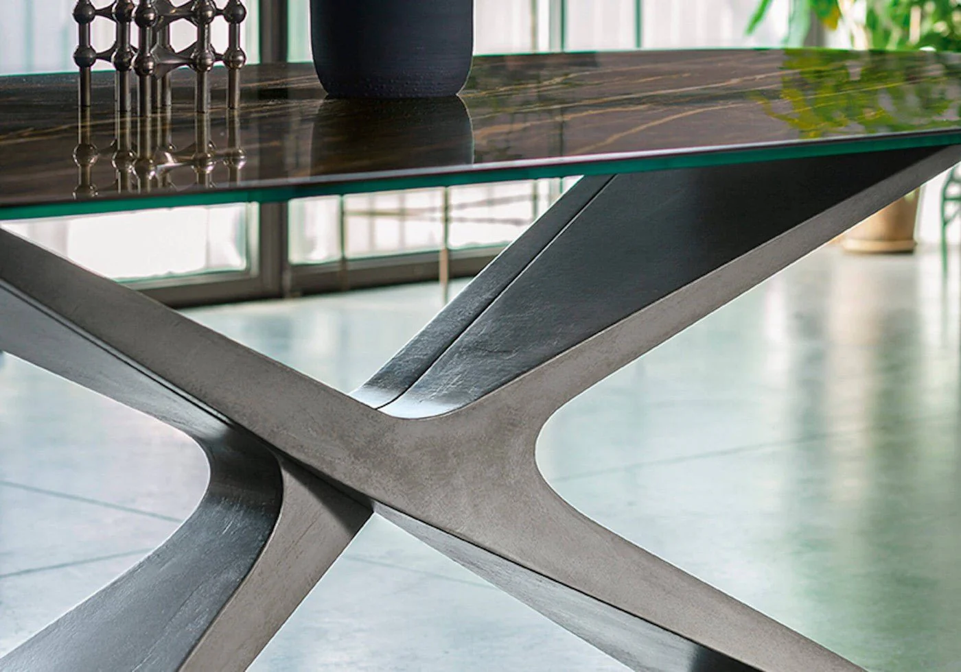 Nexus Dining Table by Midj - Image 7