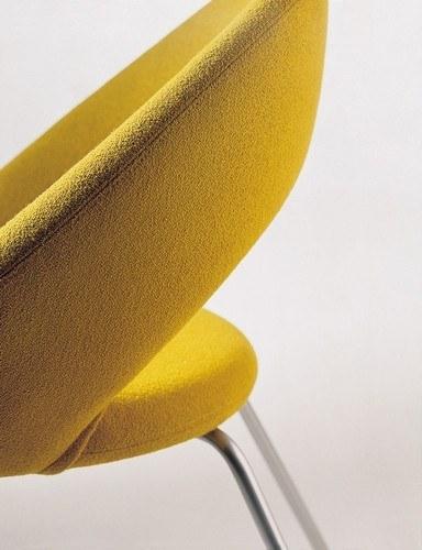 Nina Chair by Artifort - Image 13
