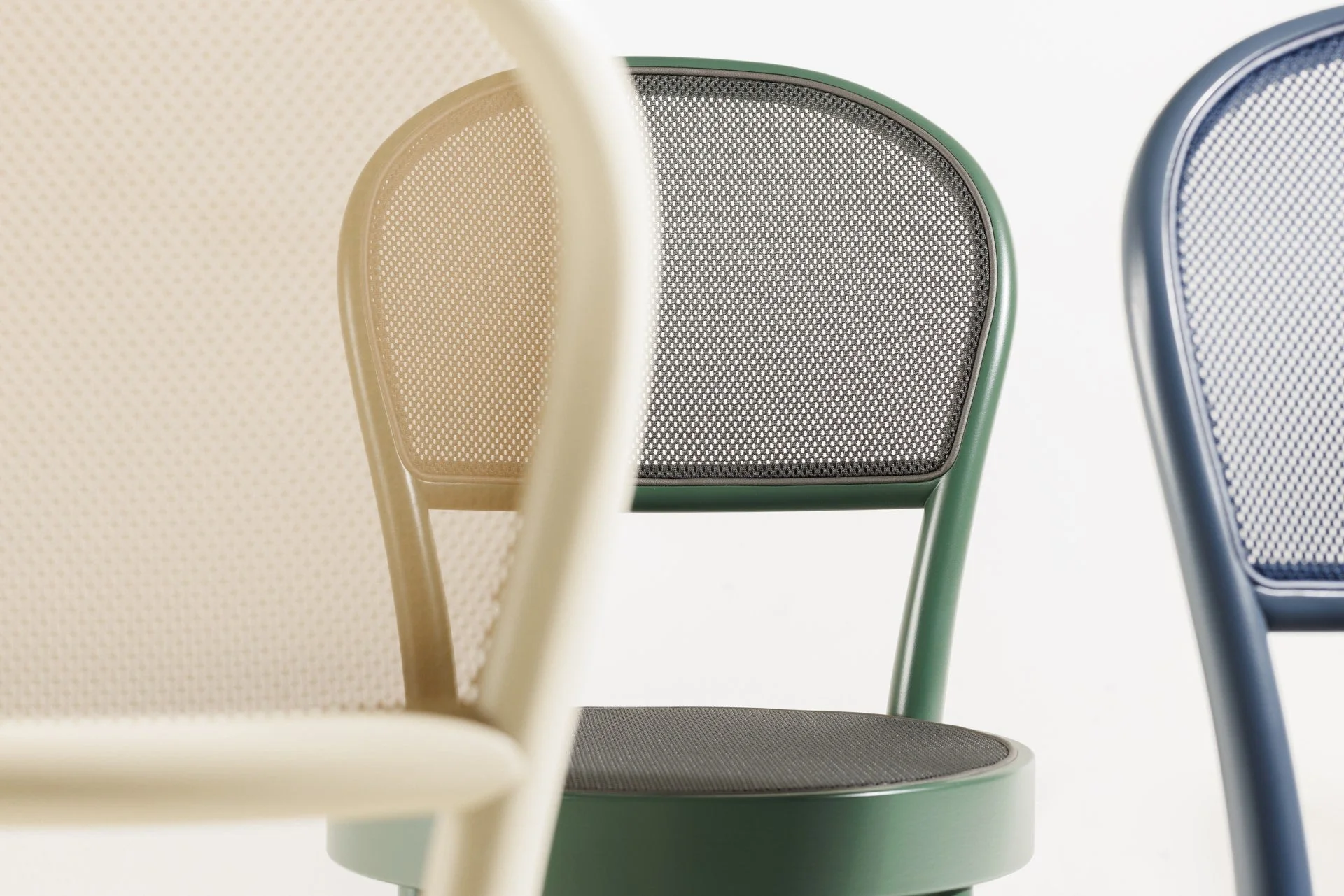 No. 314 Bentwood Chair (Veneer Seat) by Ton - Image 12