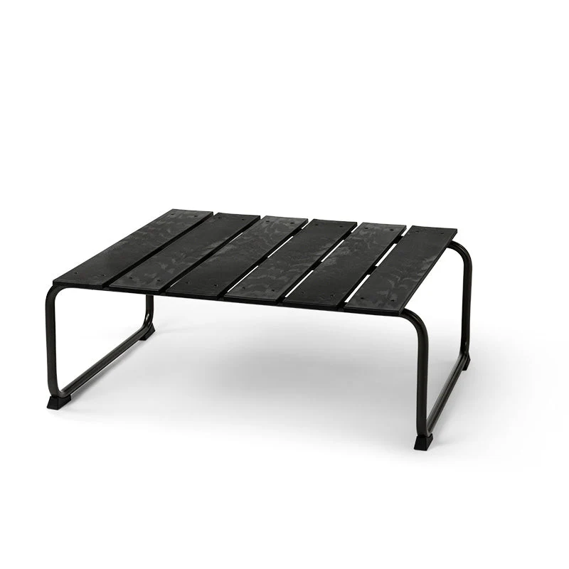 Ocean Lounge Table by Mater