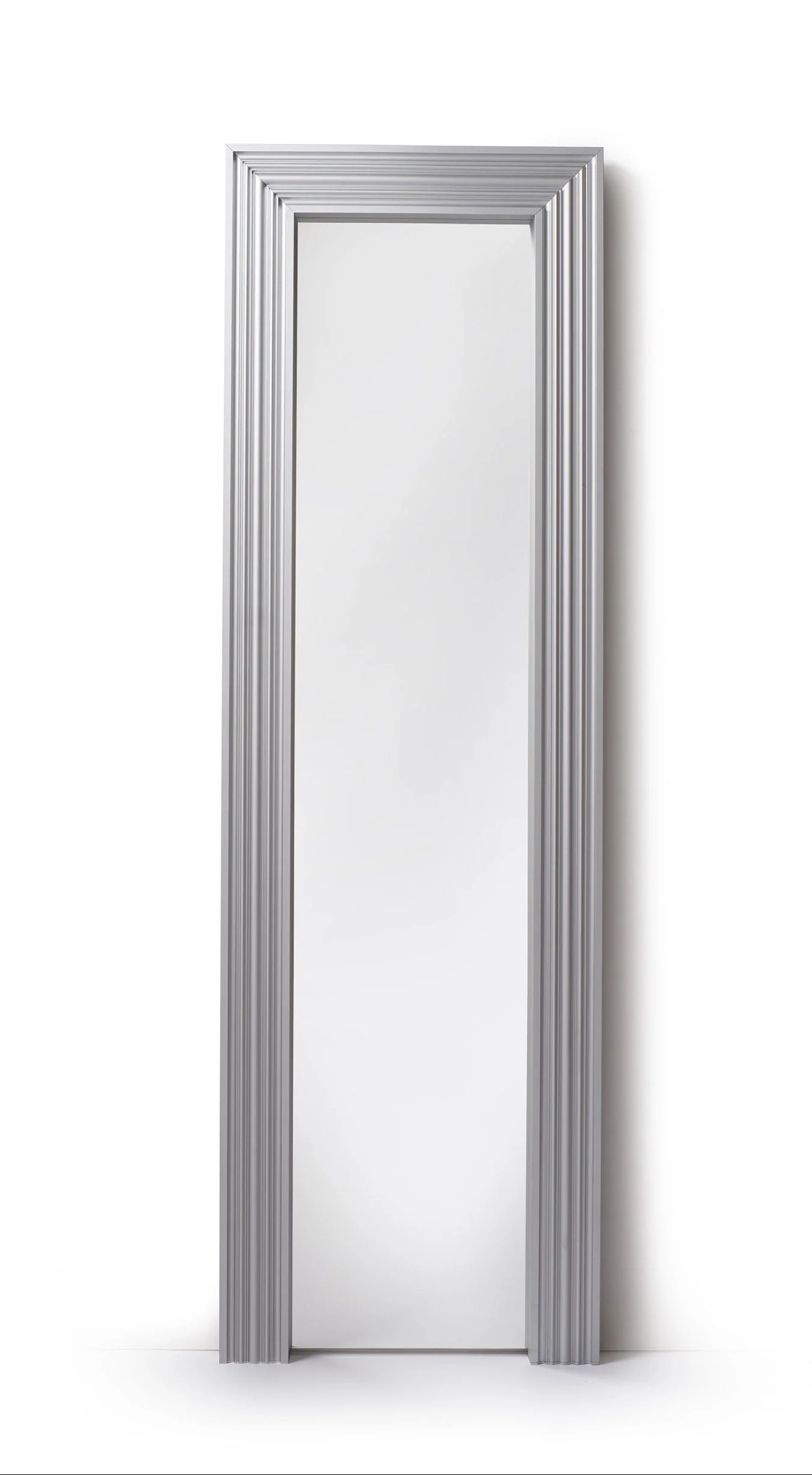 Oodh Floor Mirror by Opinion Ciatti - Image 3