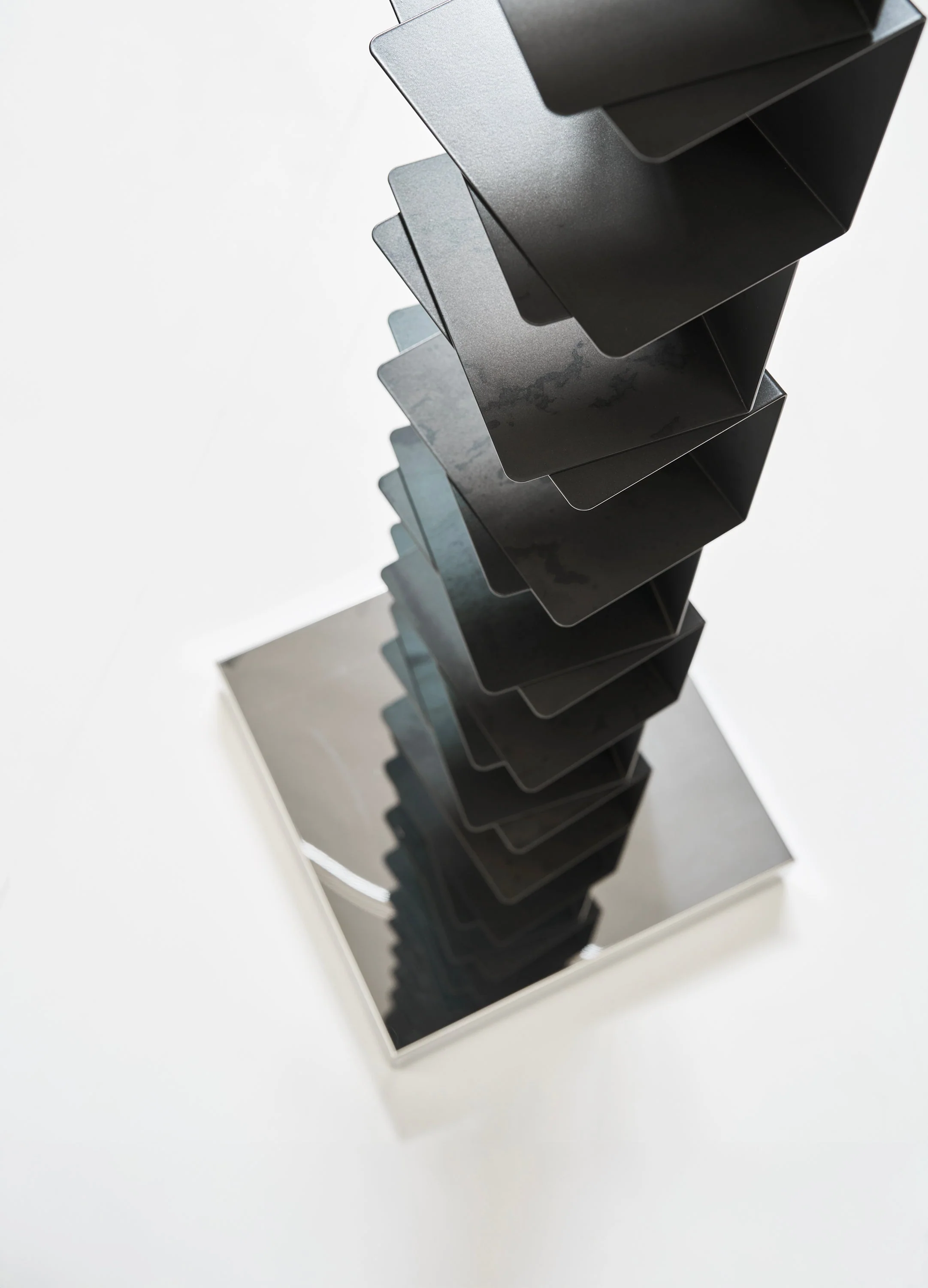 Original Ptolomeo® Special Edition 2024 Vertical Bookcase - Image 8