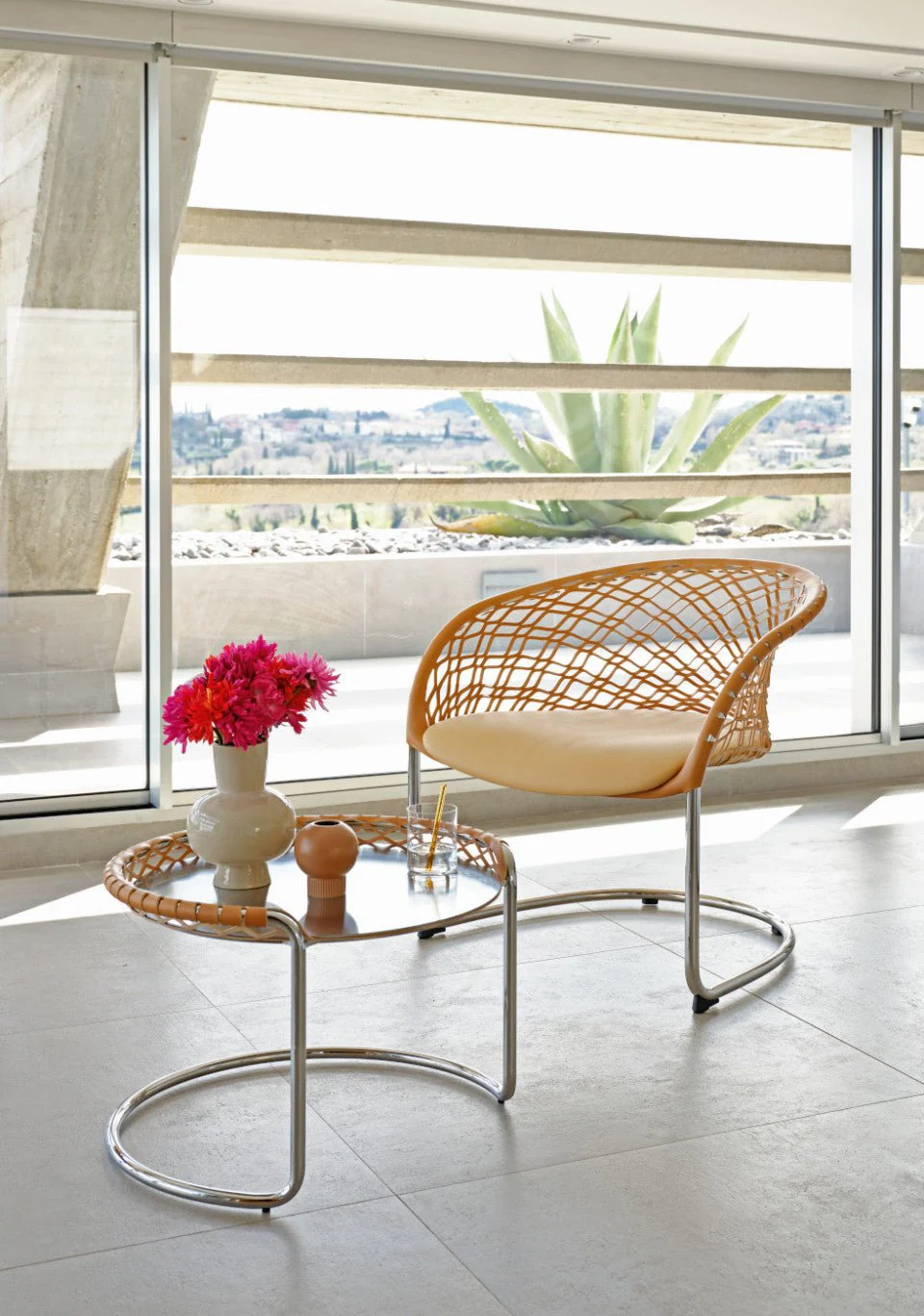 P47 AT M TS_CU Cantilever Lounge Chair by Midj - Image 2