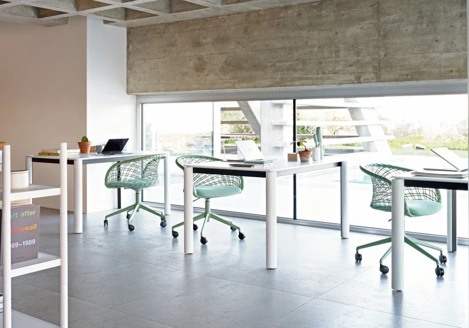 P47 DP TS_CU Office Armchair by Midj - Image 4