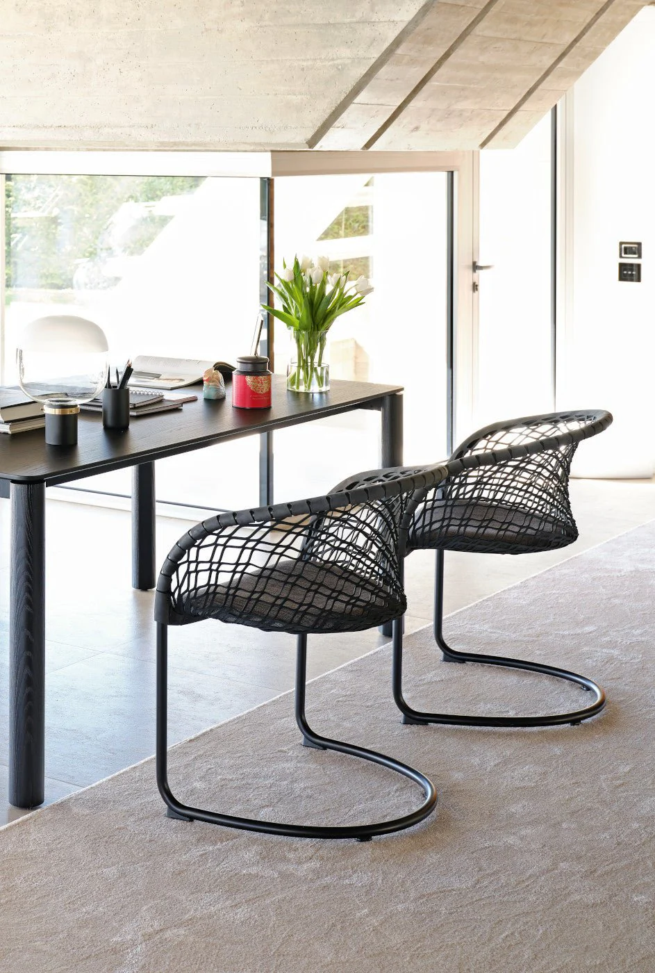 P47 P M TS_CU Cantilever Armchair by Midj - Image 2