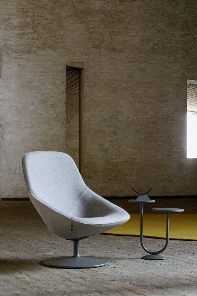 Pala Giro Lounge Chair by Artifort - Image 8