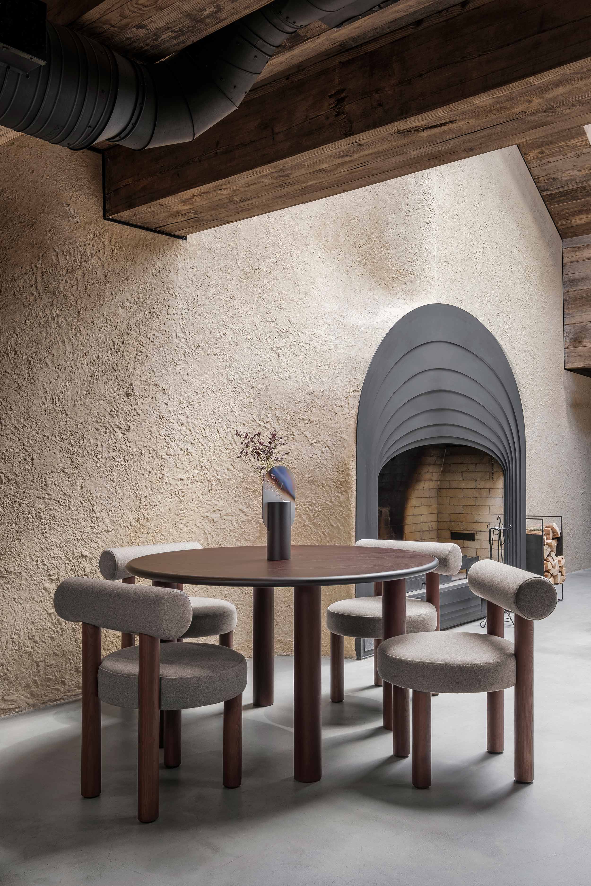 Paul Dining Table Round by Noom - Image 10