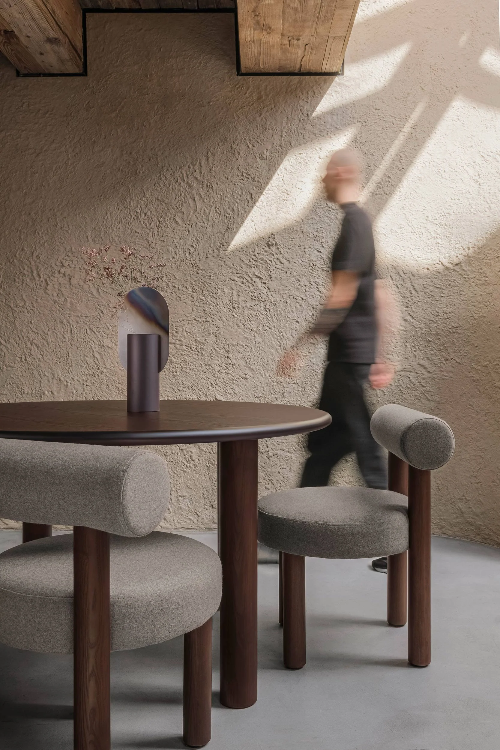 Paul Dining Table Round by Noom - Image 13