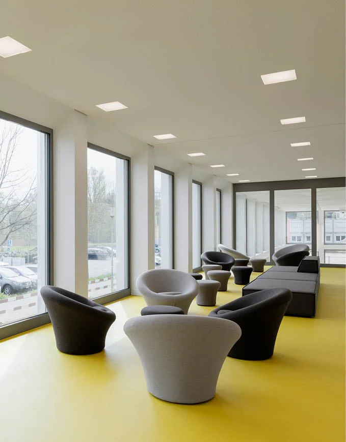 Pierre Paulin Mushroom Lounge Chair F560 by Artifort - Image 22
