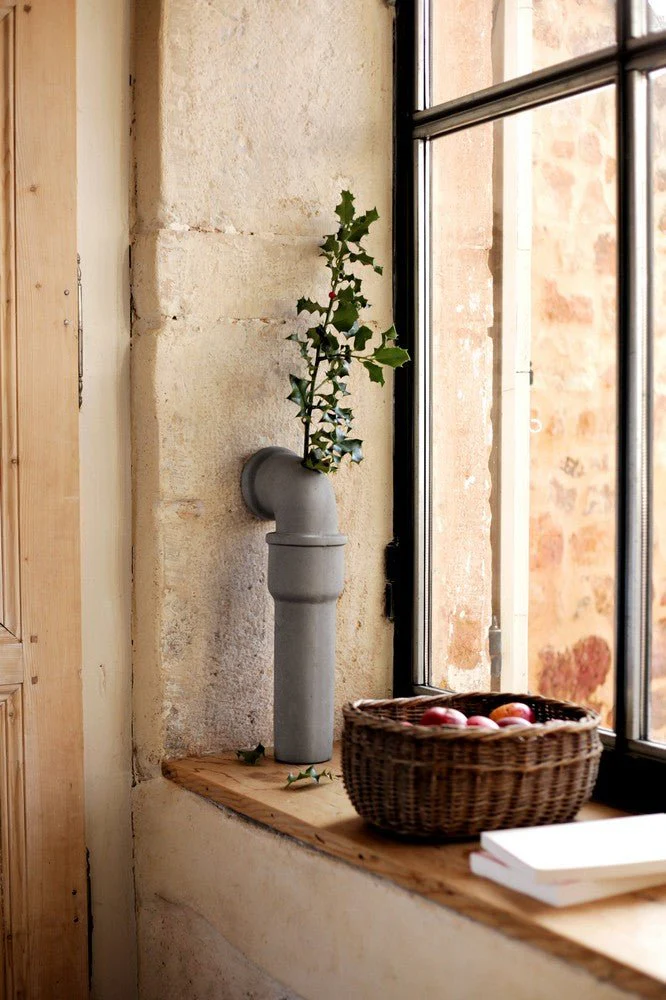 Pipeline 425 Stem Vase by Lyon Beton - Image 3
