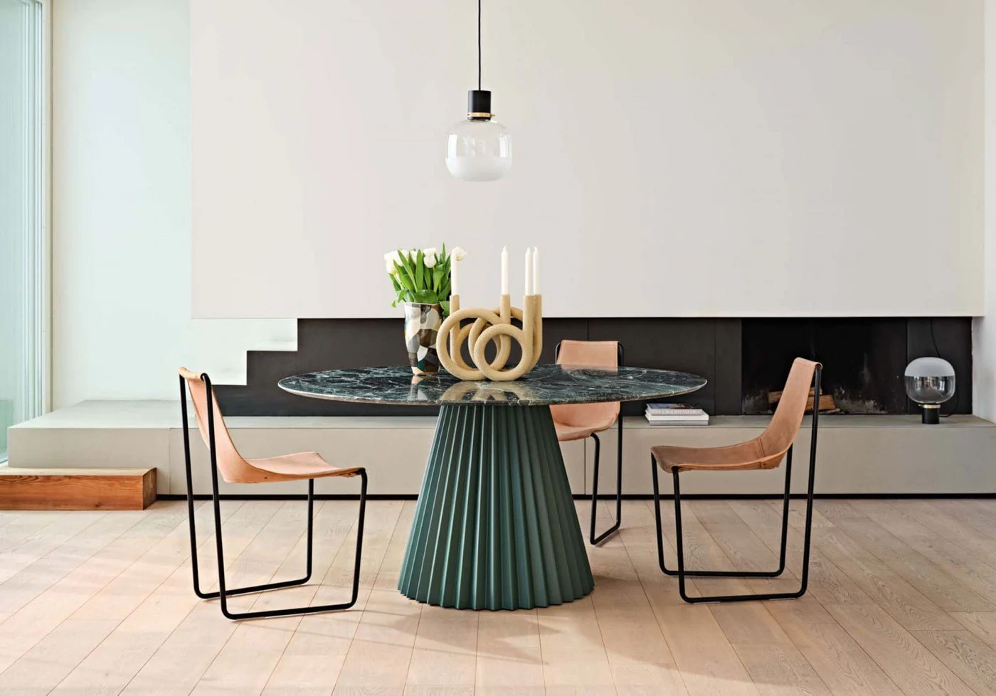 Plisse 59" Dining Table by Midj - Image 3