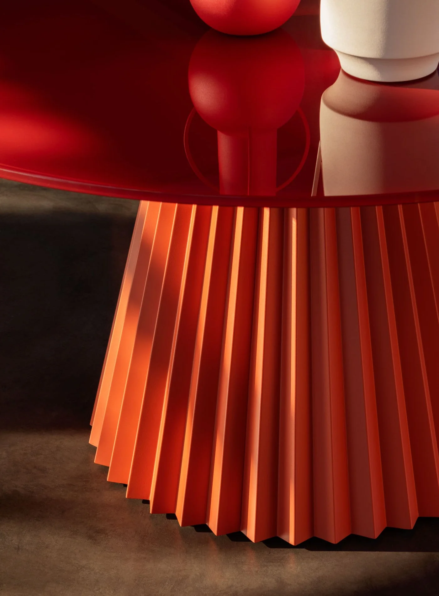 Plisse 59" Dining Table by Midj - Image 8