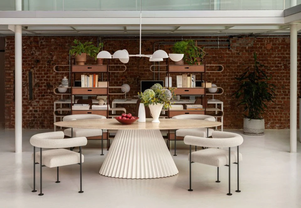 Plisse Elliptical Dining Table by Midj - Image 5
