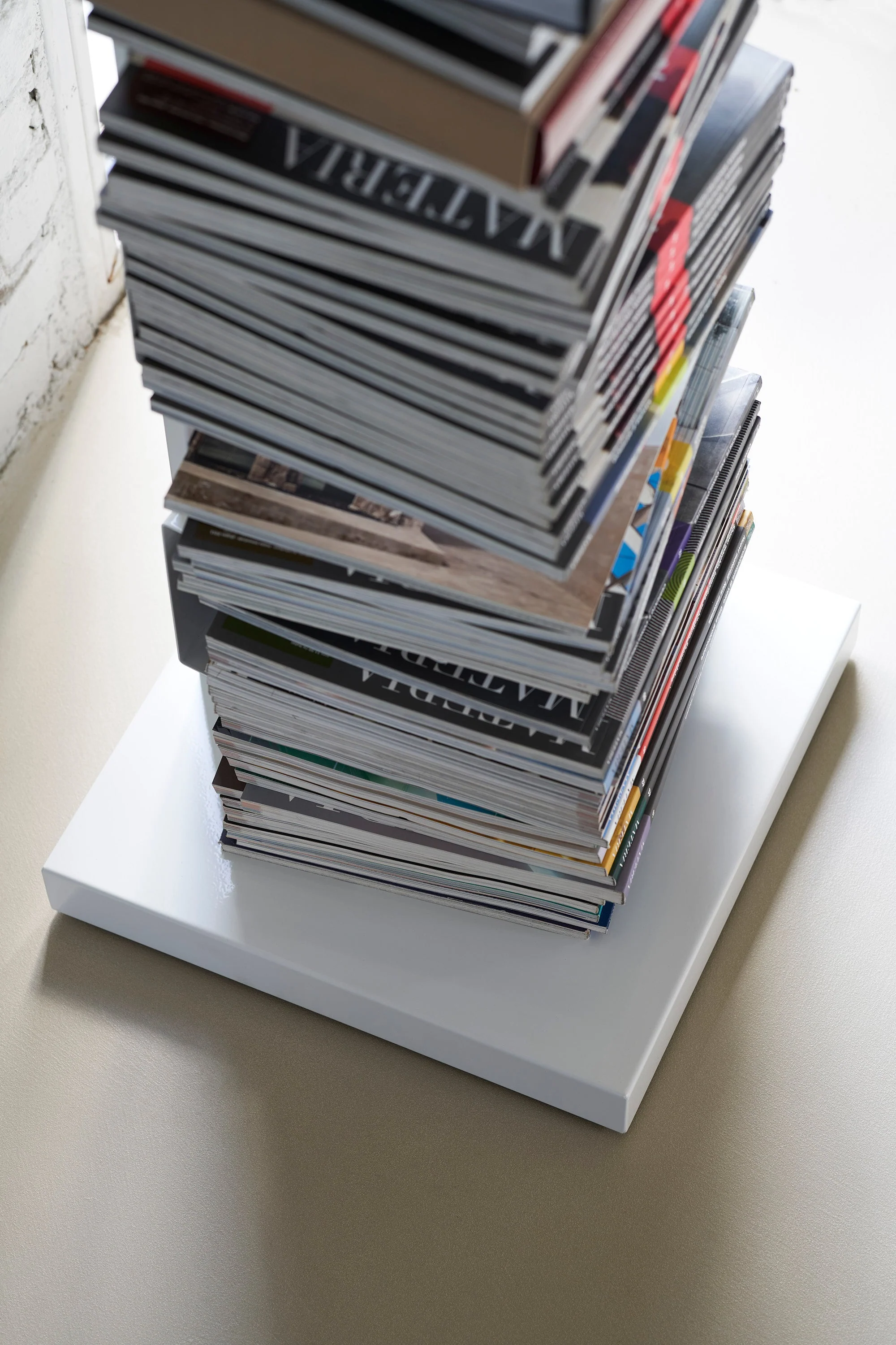 Ptolomeo® Art Vertical Bookcase by Bruno Rainaldo - Image 14