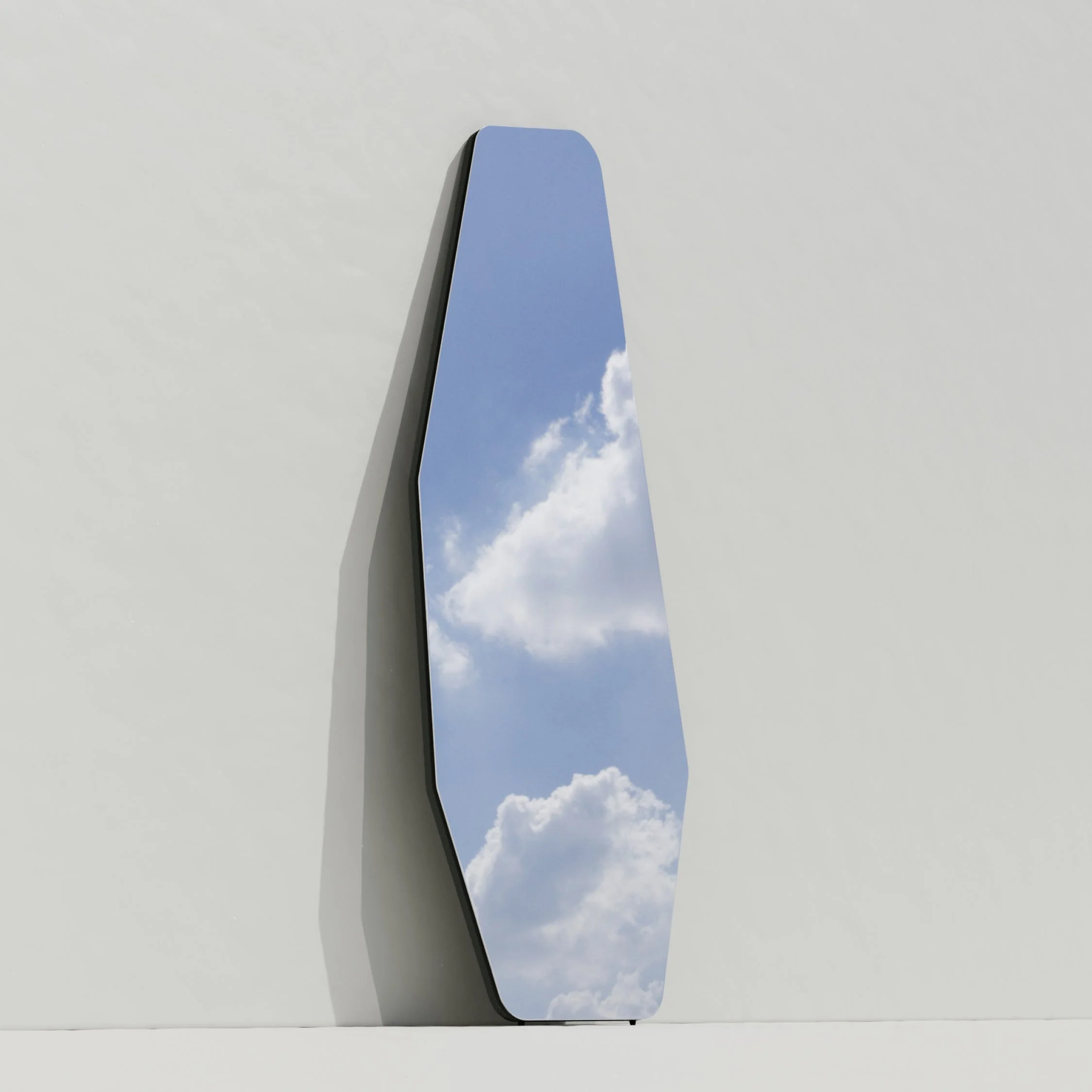 Rock Big Mirror by Oitoproducts - Image 4