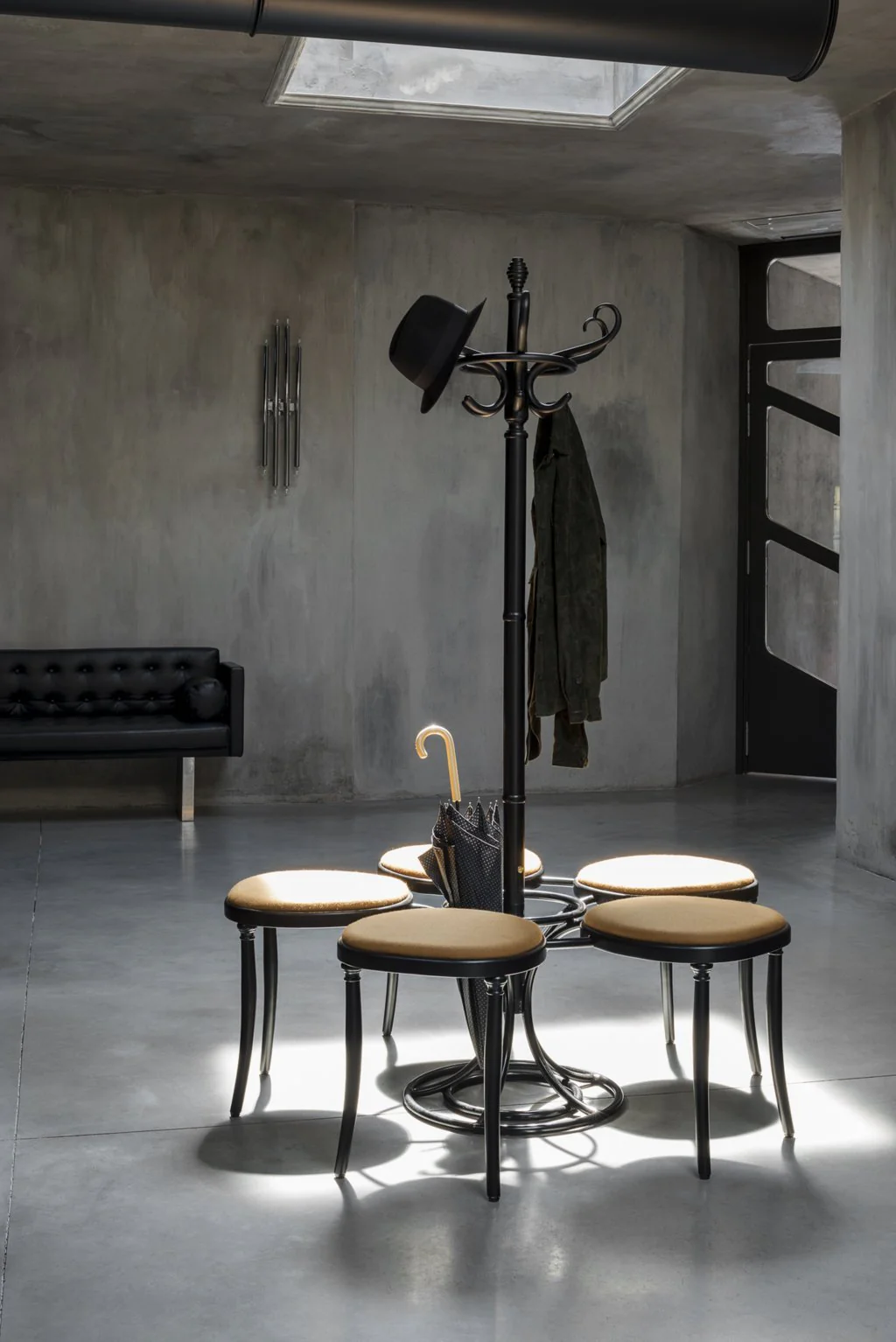 Ruhering Bentwood Bench and Coat Rack by GTV - Image 4