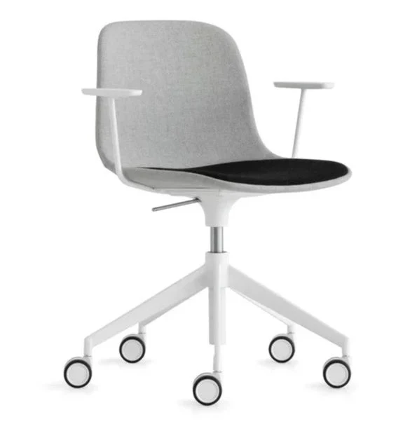 Seela S341 Chair by Lapalma