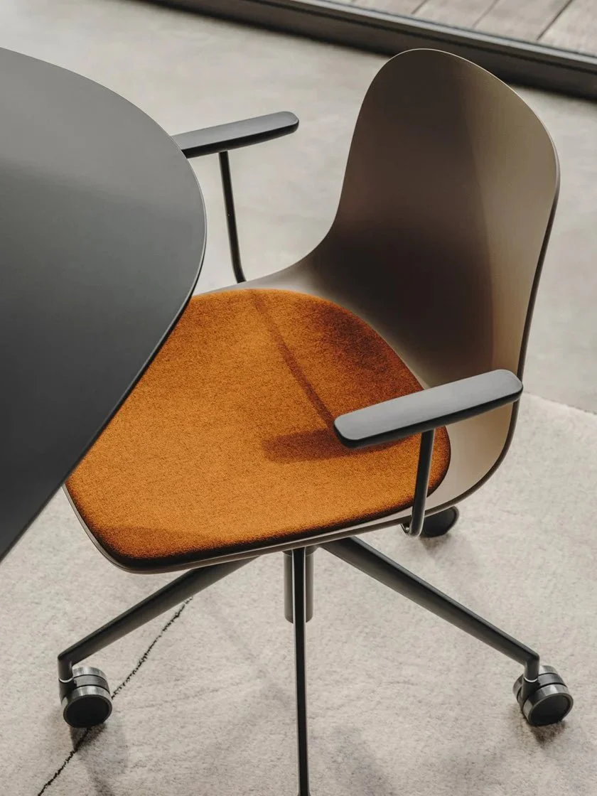 Seela S341 Chair by Lapalma - Image 8