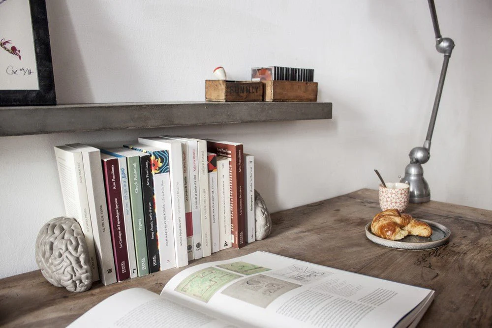 Sliced 900 Shelf by Lyon Beton - Image 17