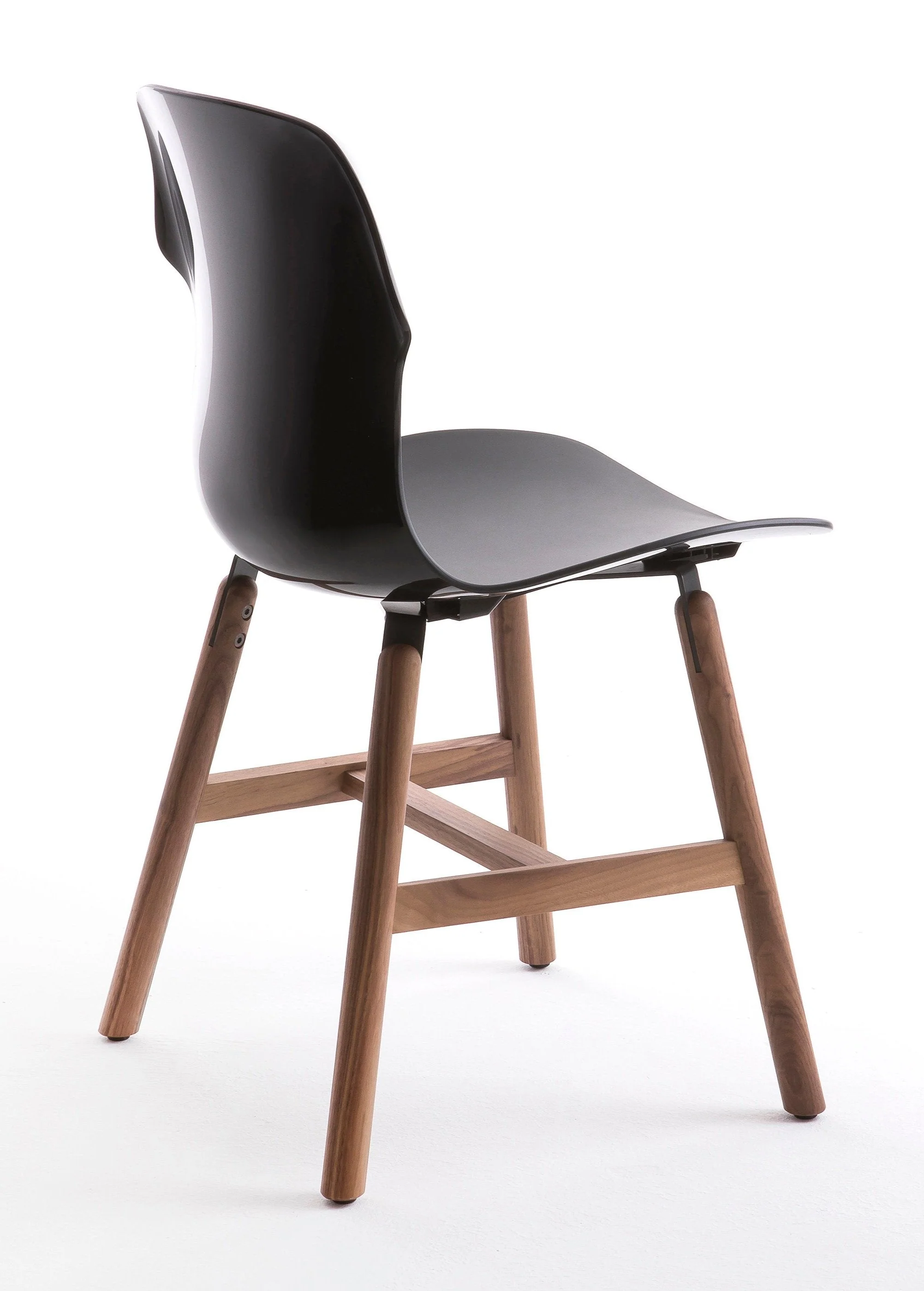 Stereo Wood Polypropylene Chair by Casamania - Image 17