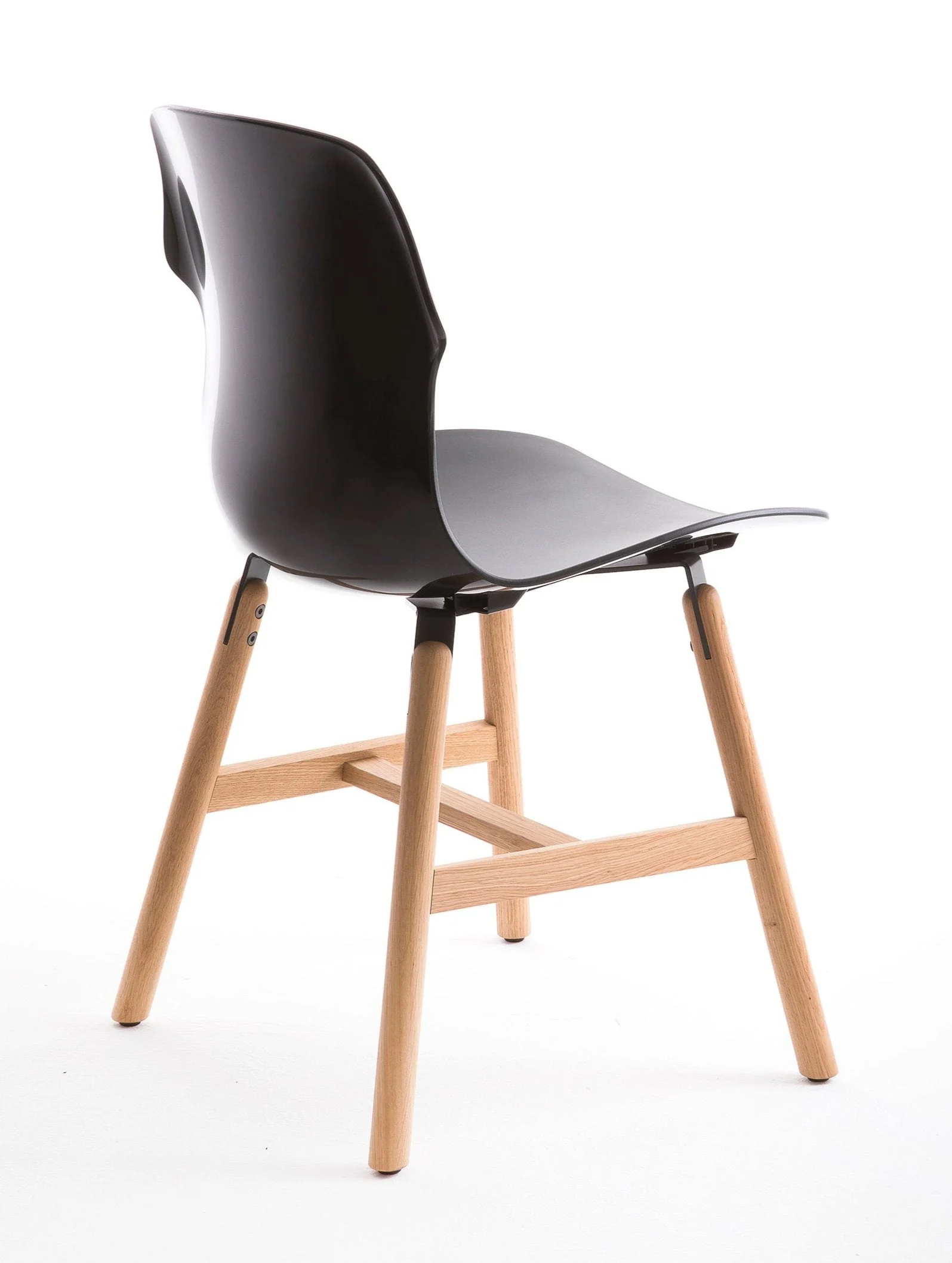 Stereo Wood Polypropylene Chair by Casamania - Image 18