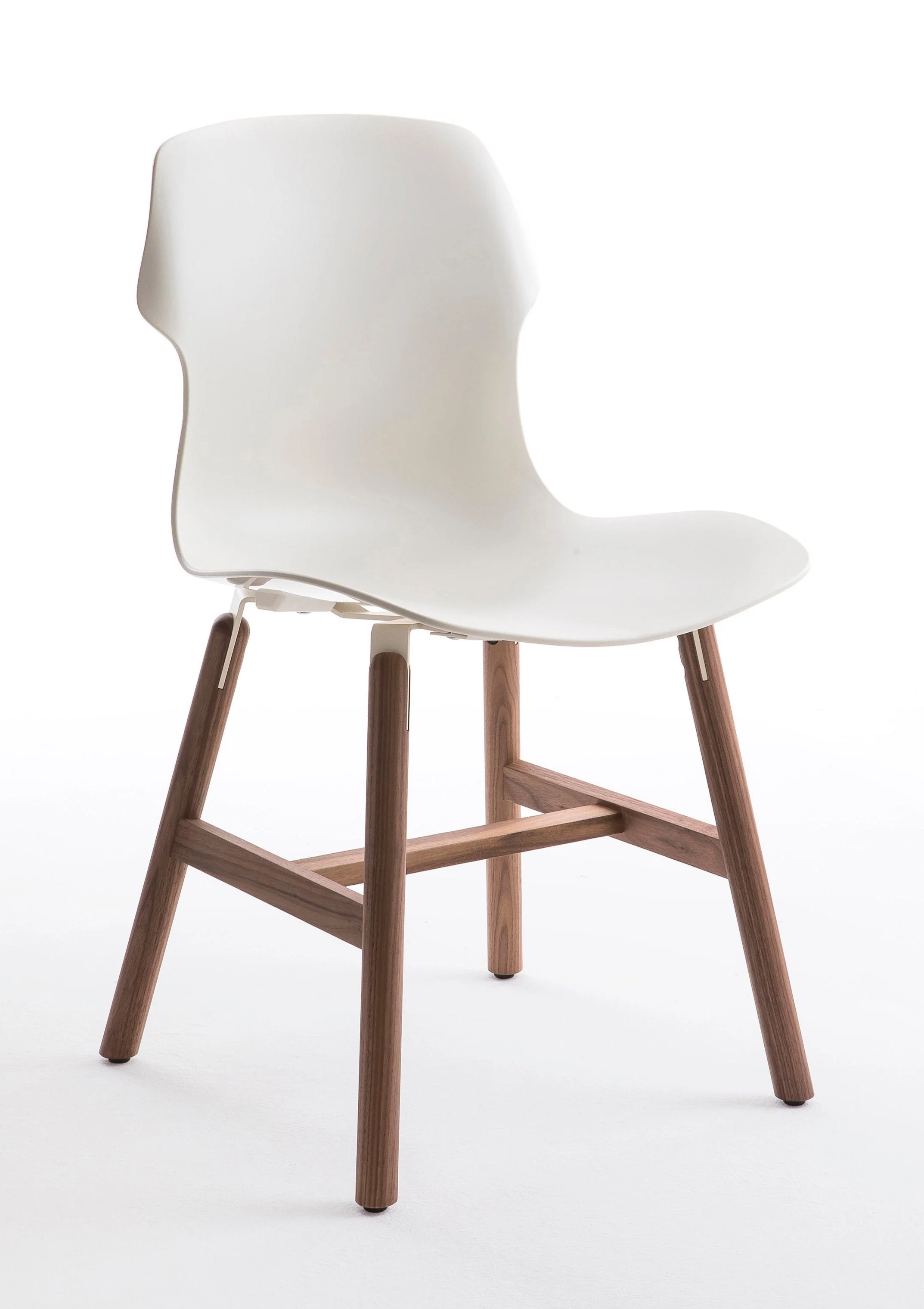 Stereo Wood Polypropylene Chair by Casamania - Image 5