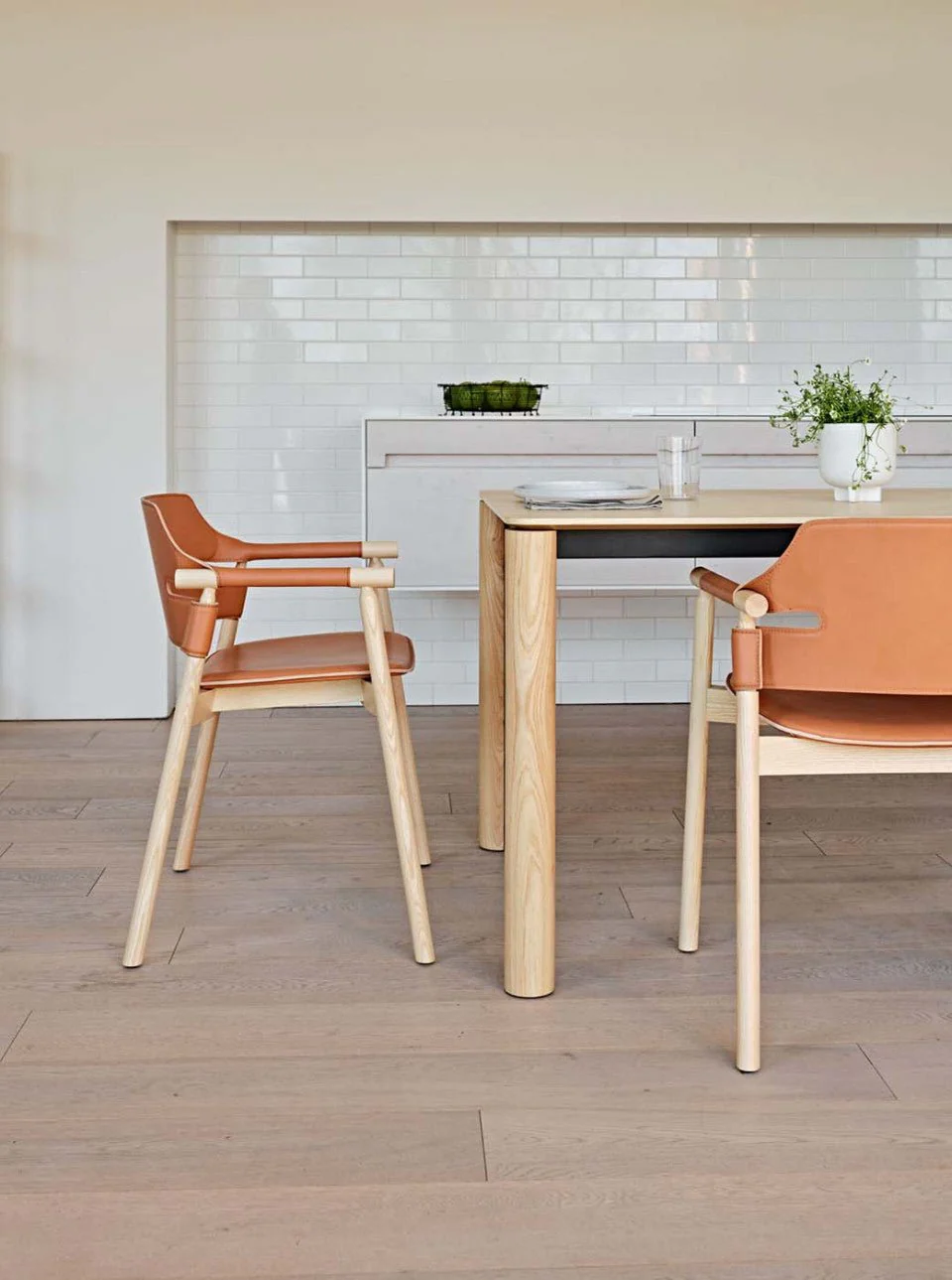 Suite P L CU Armchair by Midj - Image 18