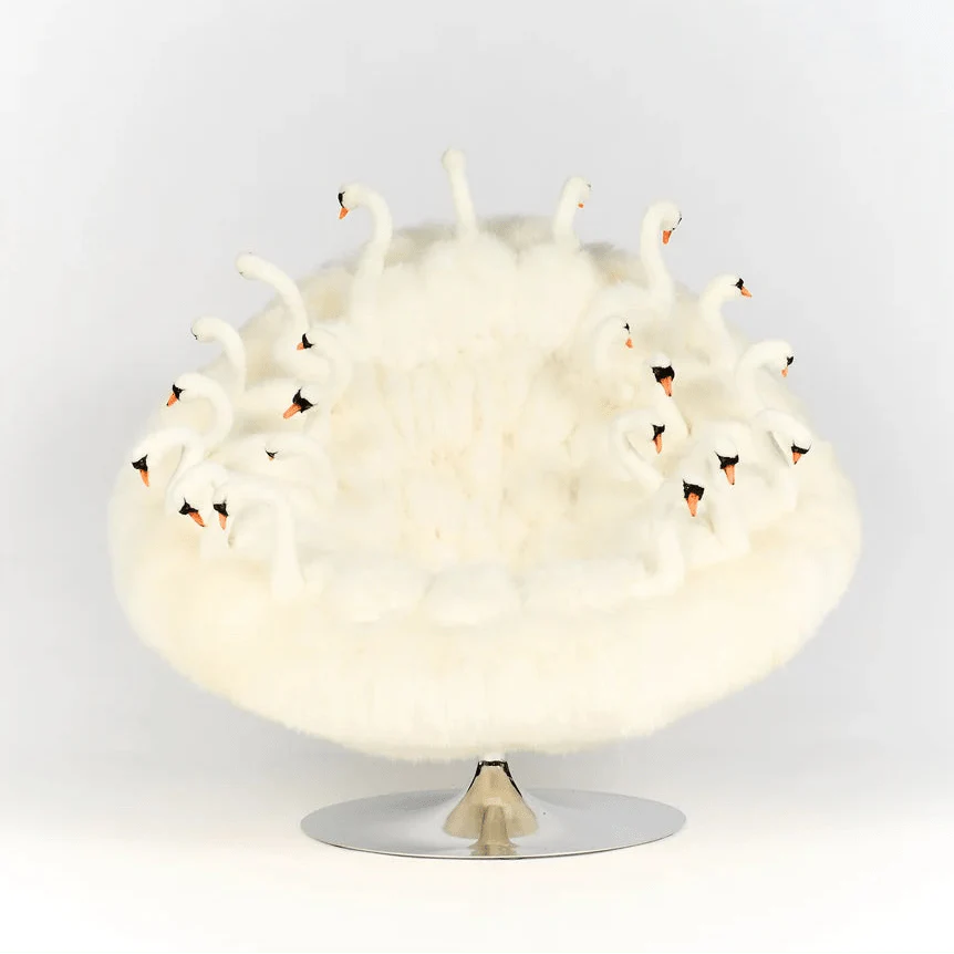 Swan Glove Lounge Chair by AP Collection - Image 2