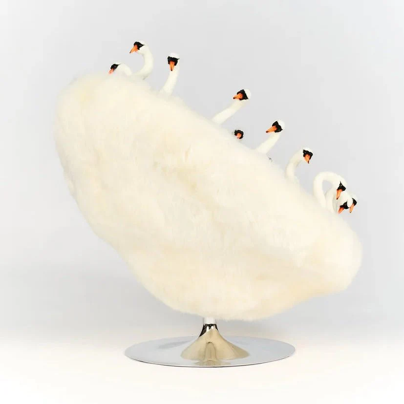 Swan Glove Lounge Chair by AP Collection - Image 4