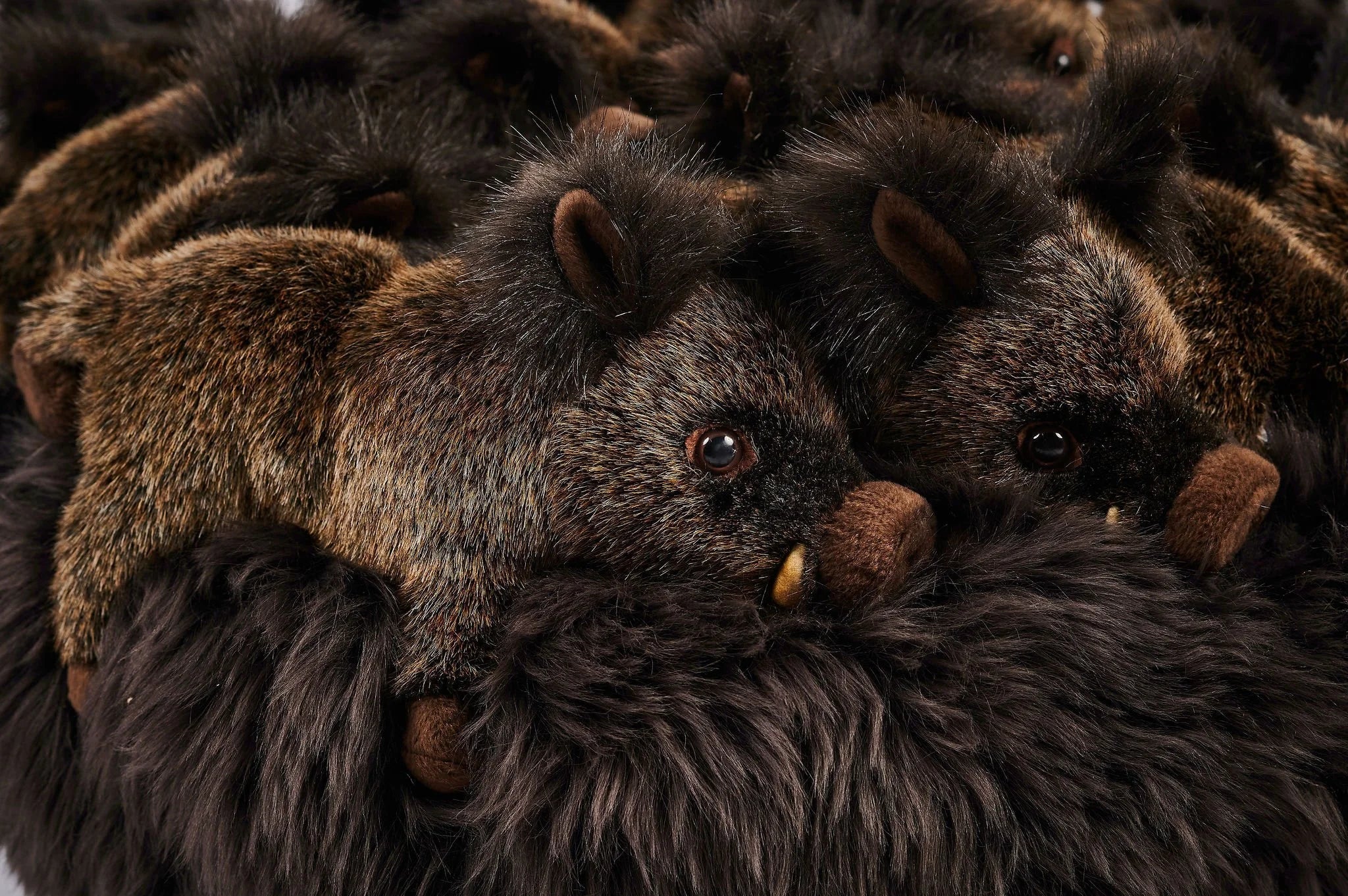 The Beast Pouf by AP Collection - Image 2