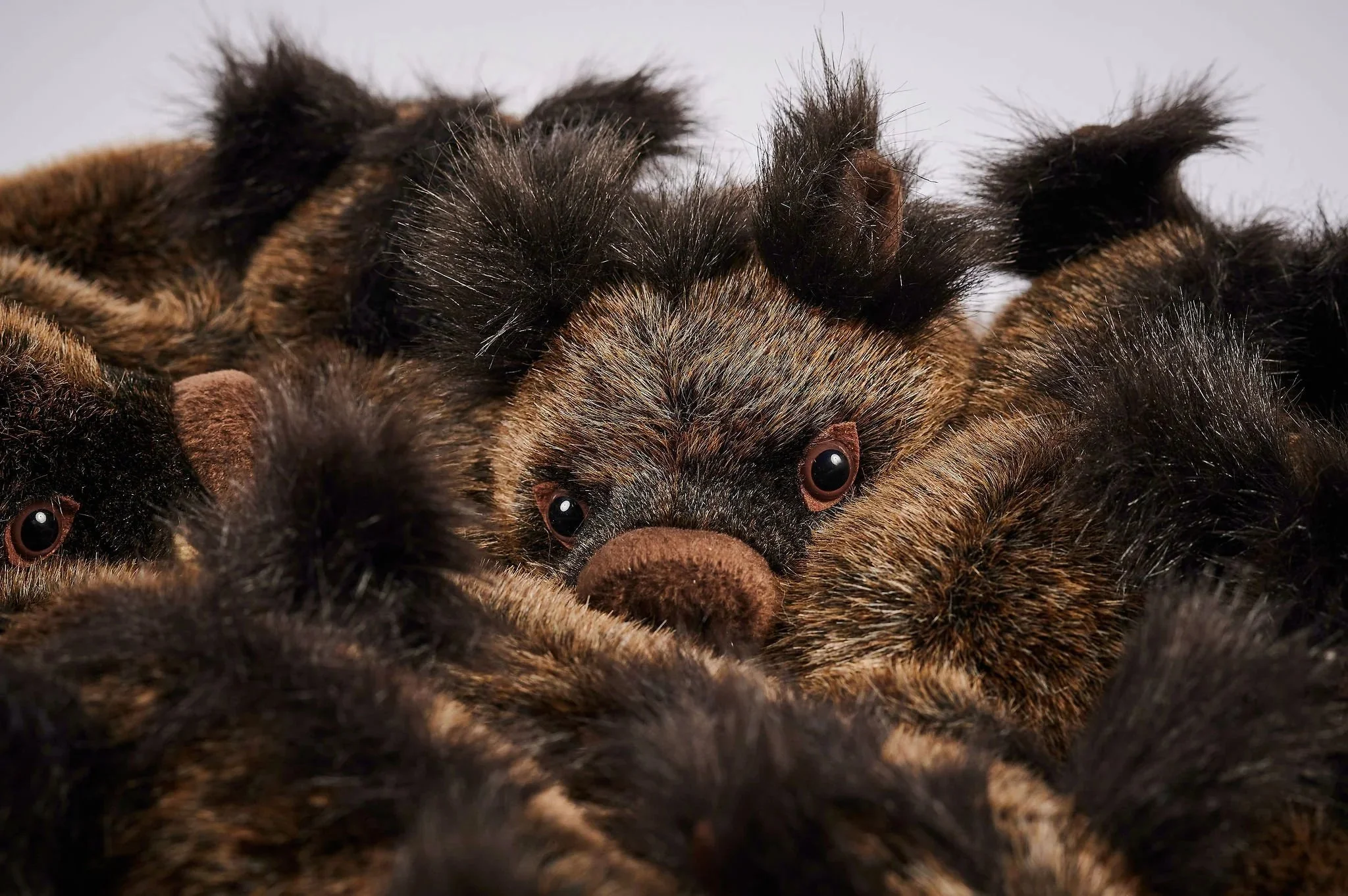 The Beast Pouf by AP Collection - Image 3