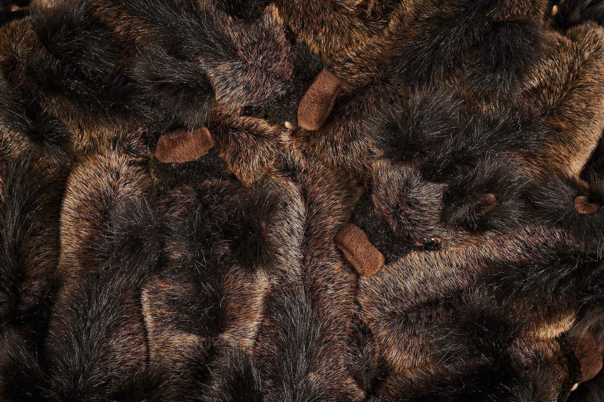 The Beast Pouf by AP Collection - Image 5