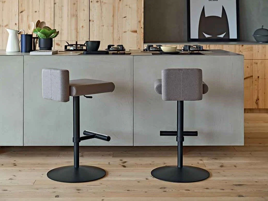 Toy SG TS Stool by Midj - Image 3