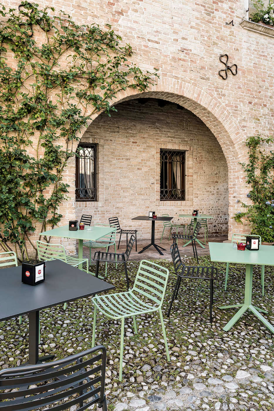 Trampoliere S Outdoor Side Chair by Midj - Image 5