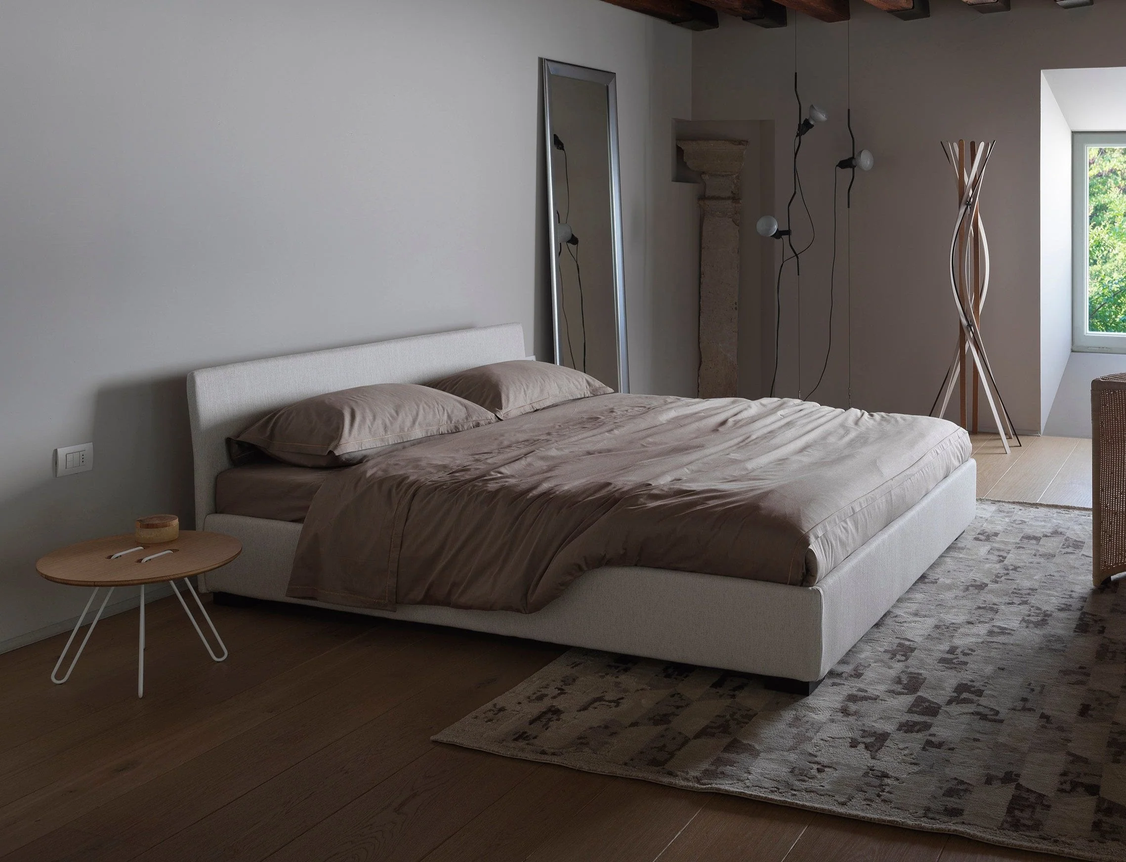 Twist Coat Stand by Horm - Image 29