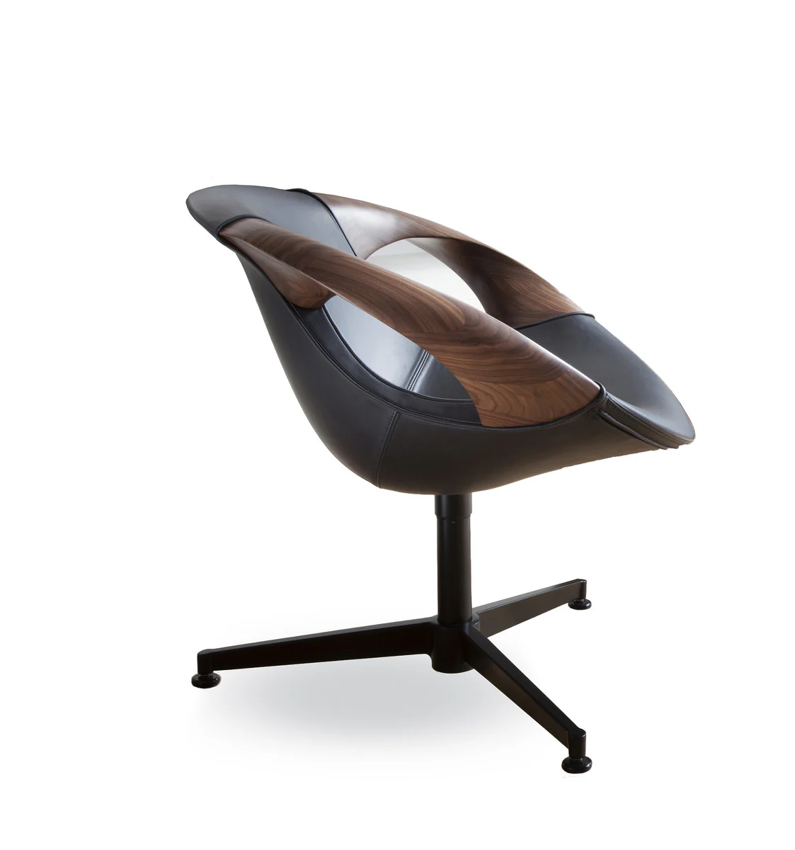 Up Lounge Chair (917.27) by Tonon