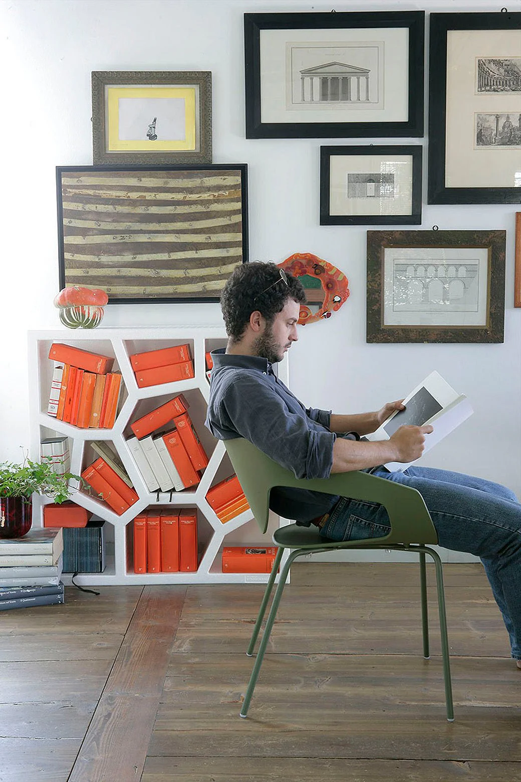 Vad Stackable Polypropylene Chair by Casamania - Image 13