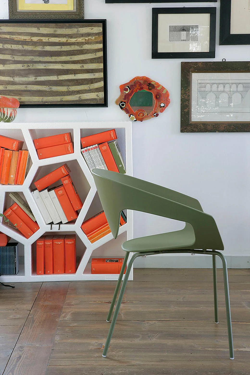 Vad Stackable Polypropylene Chair by Casamania - Image 14