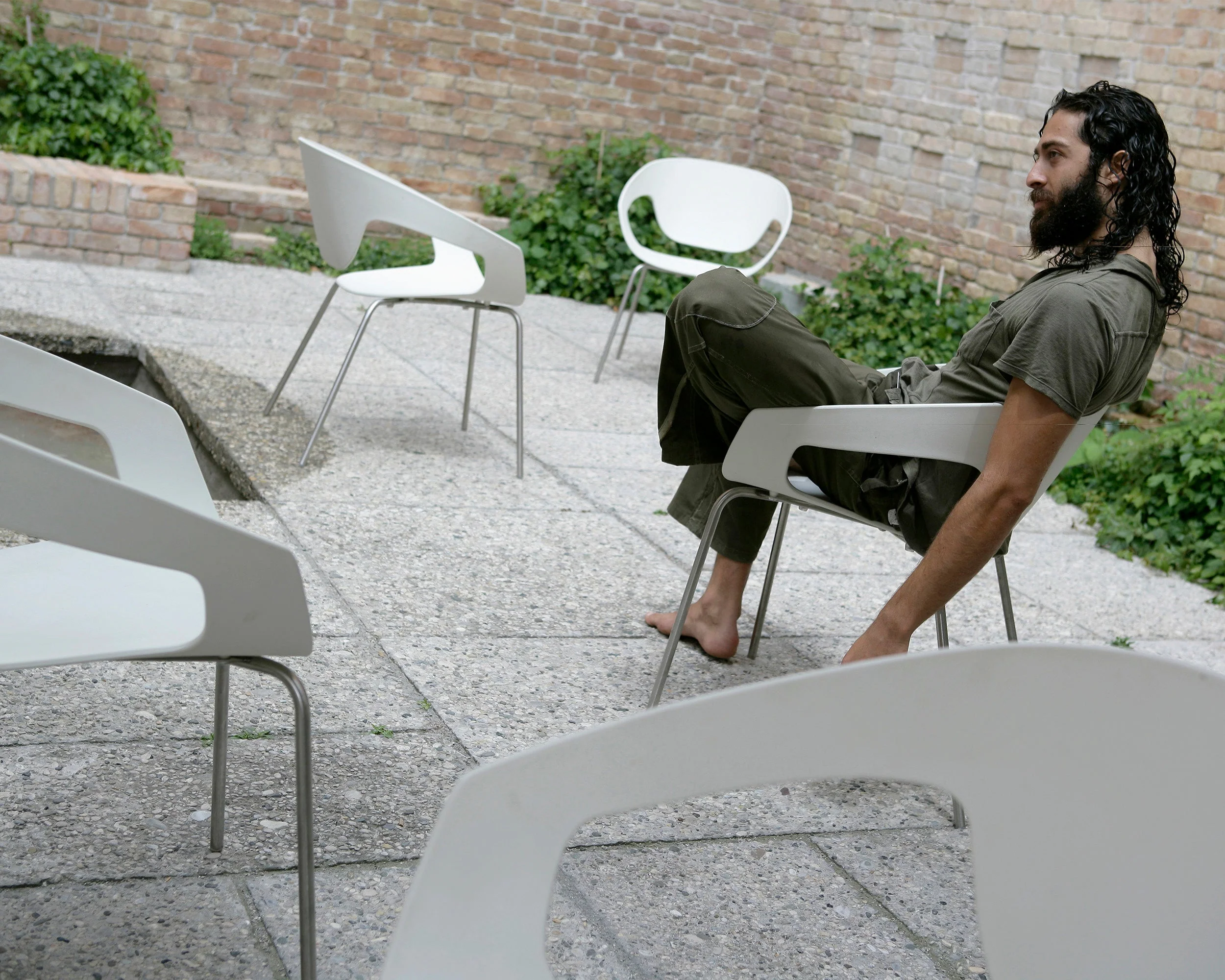 Vad Stackable Polypropylene Chair by Casamania - Image 7