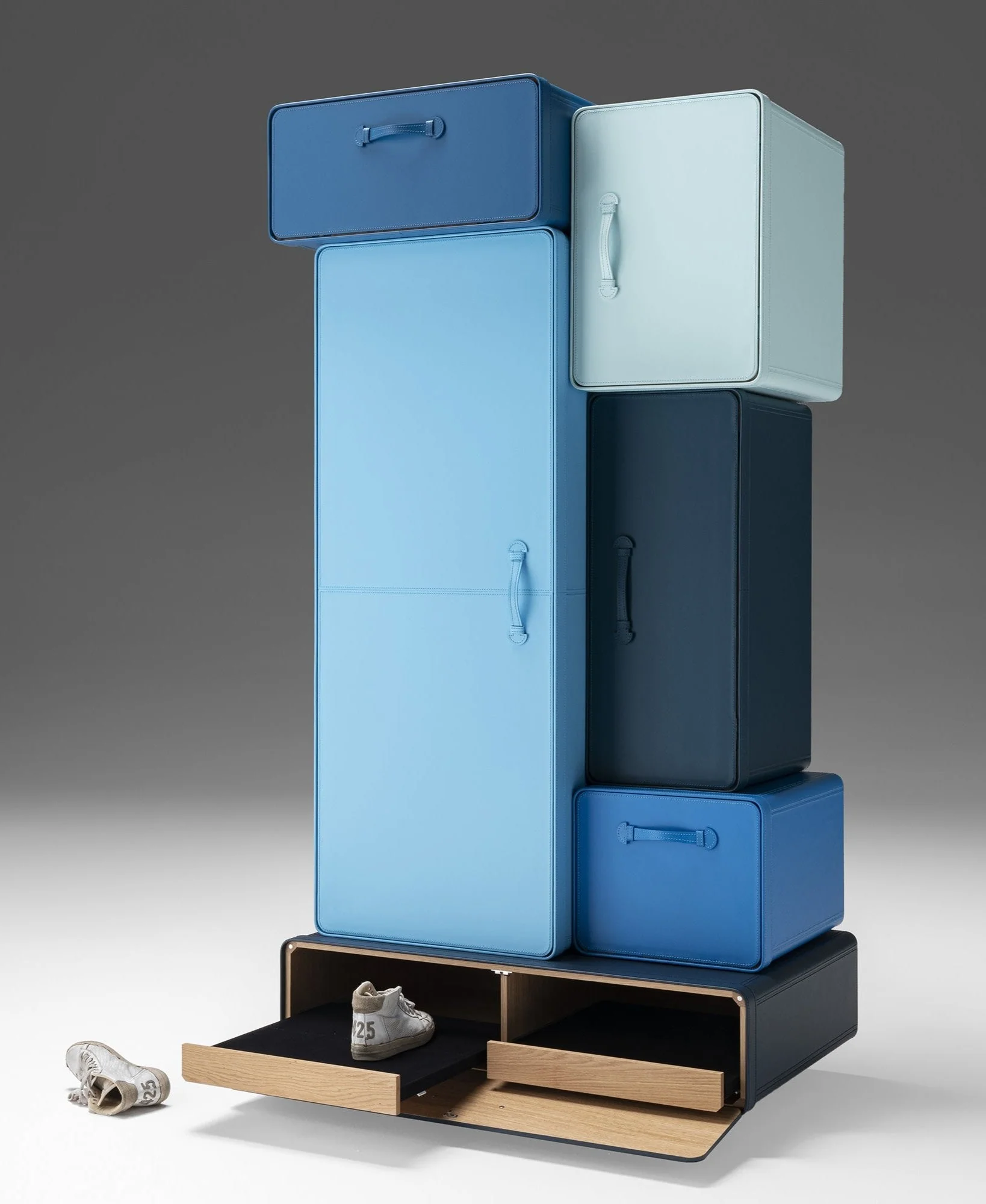Valises Storage Closet by Casamania - Image 7