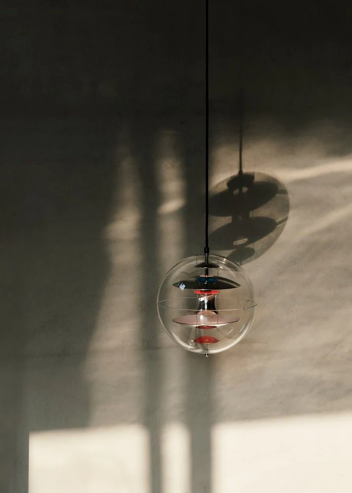 VP Globe Pendant 16" Chrome/Red/Blue by Verner Panton - Image 2