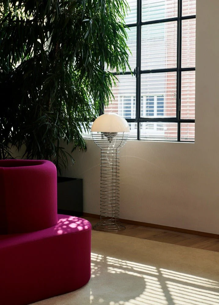 Wire Floor Lamp by Verner Panton - Image 10