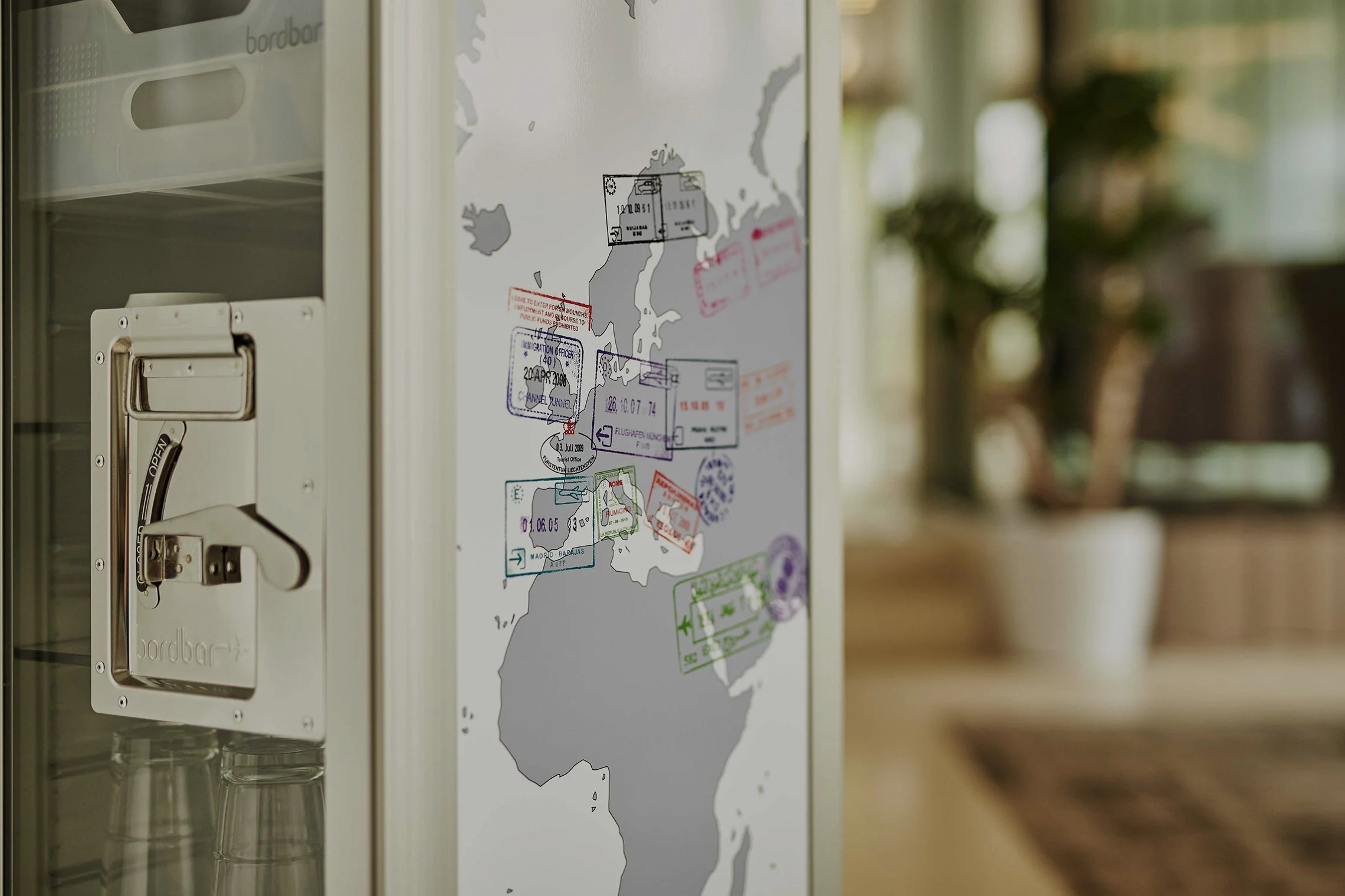 Worldmap Airplane Trolley by Bordbar - Image 7